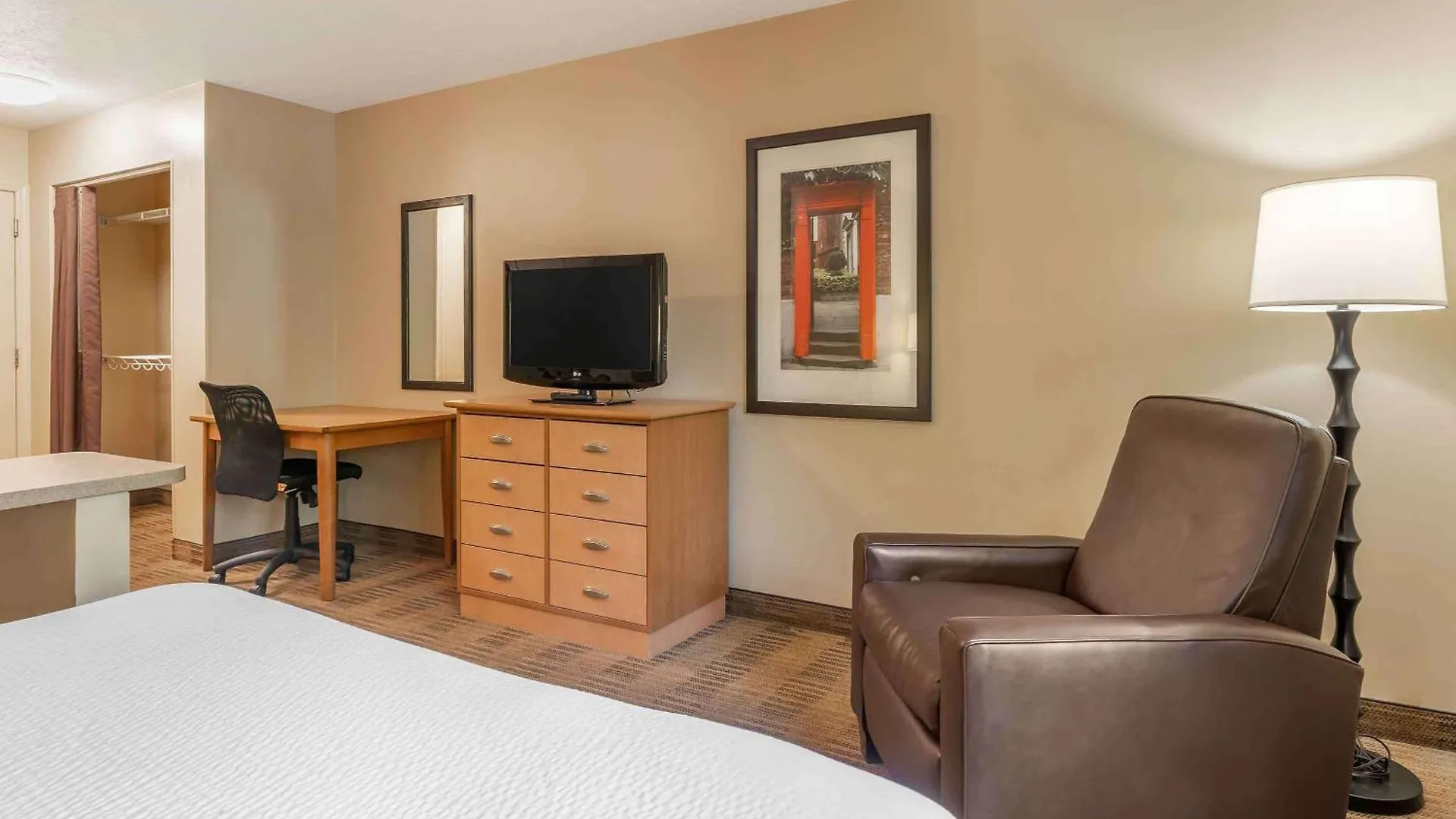 Extended Stay America Select Suites - St Louis - Westport - Craig Road Maryland Heights United States